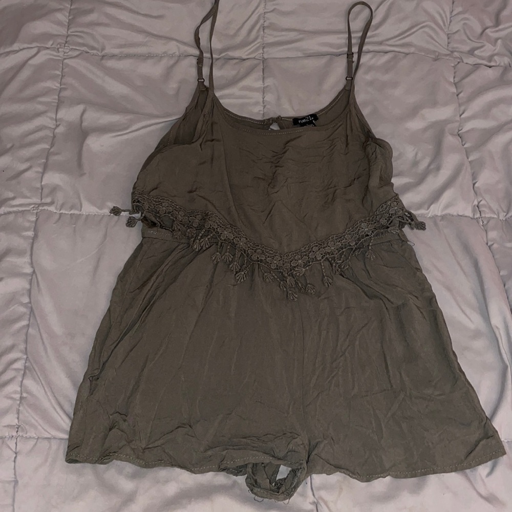 Rue21 Juniors Olive Green Tassel Romper